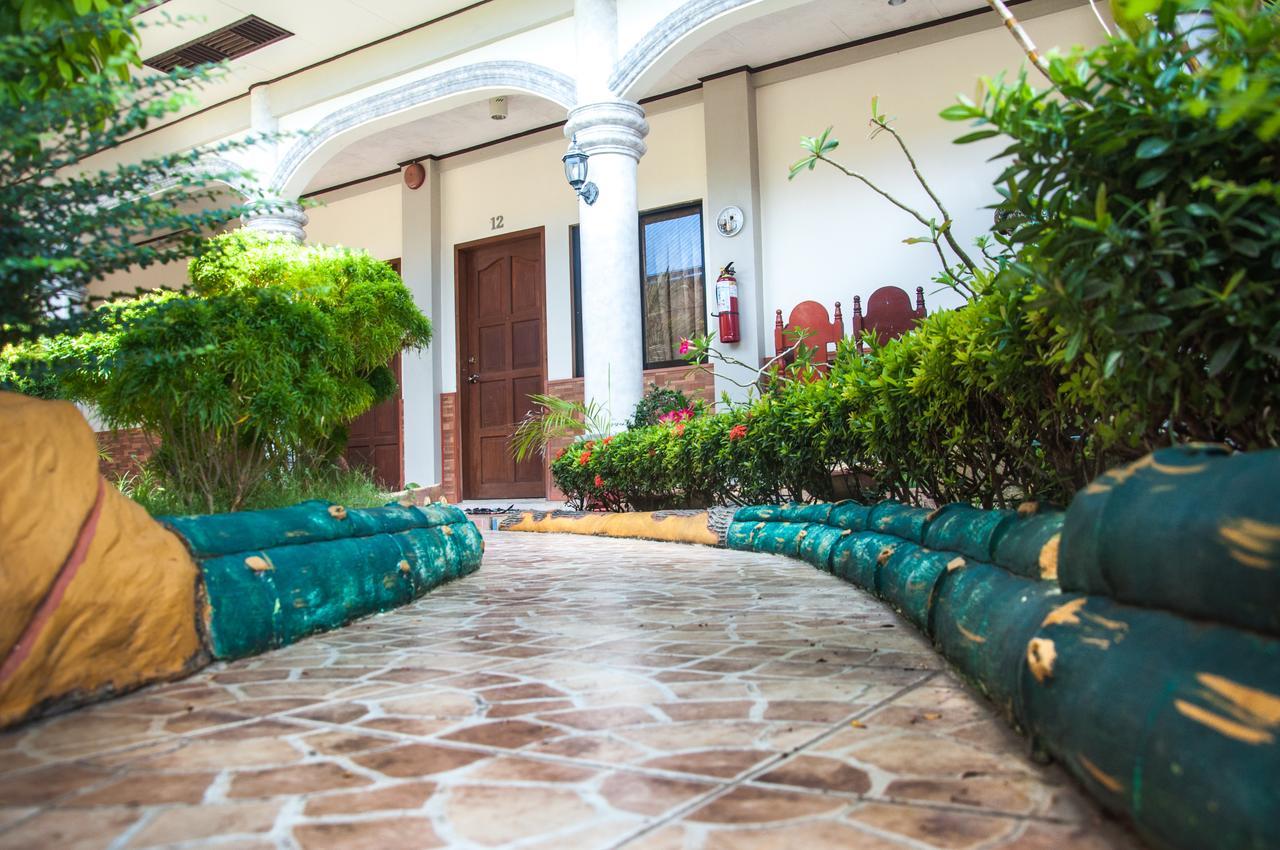 Casitas De Az Pension Puerto Princesa Exteriör bild